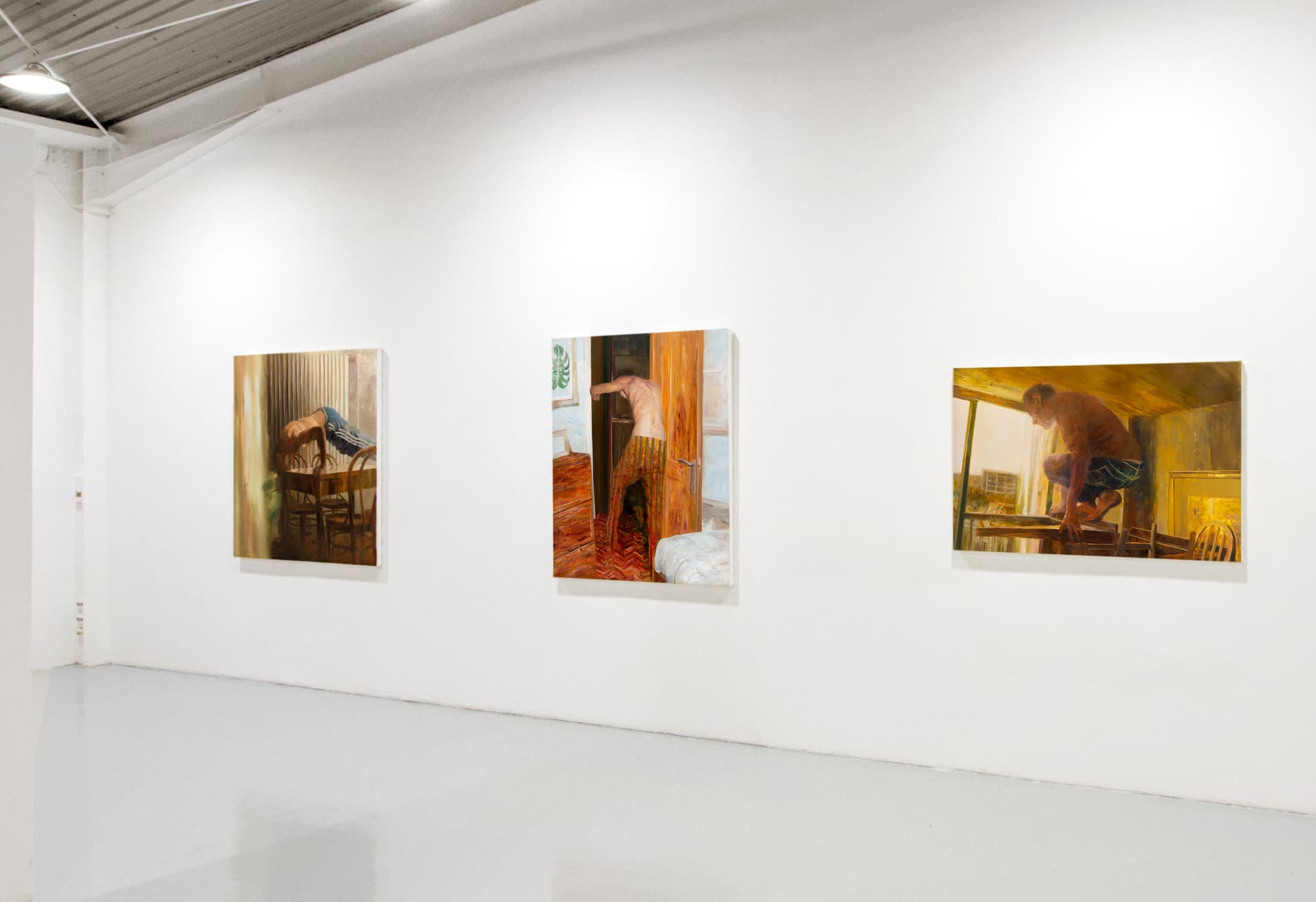 BETWEEN SECONDS installation view, Borderline Art Space, image 2